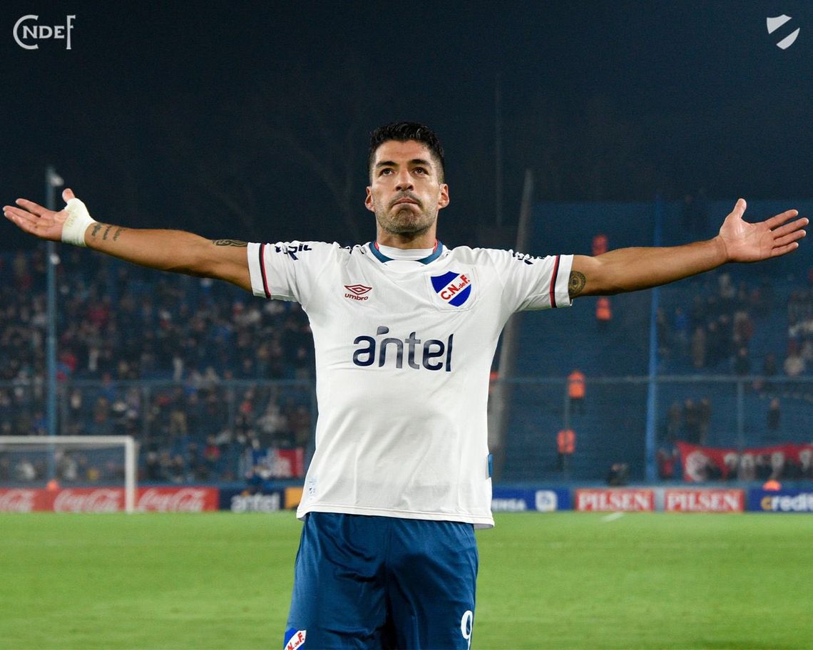 Luis Suárez anotó ensu vuelta al fútbol uruguayo