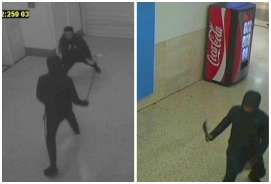 Video | Tres jóvenes se enfrentaron a cuchillazos y machetazos en un shopping