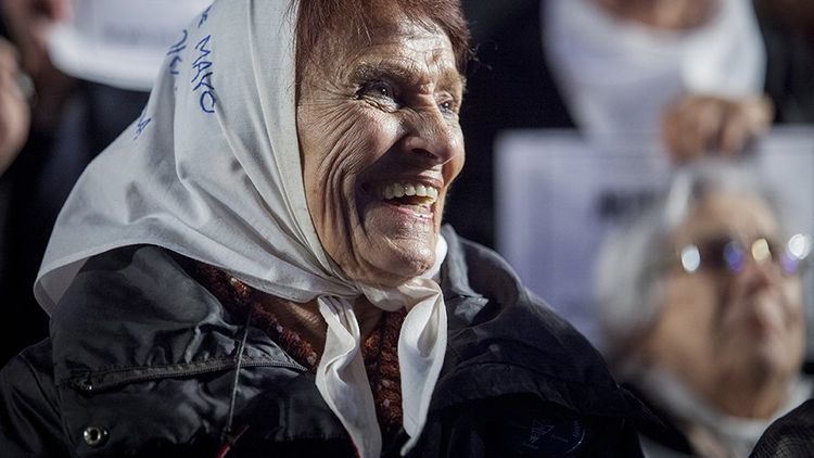 Dolor por el adiós a Taty Almeida. La histórica integrante de Madres de Plaza de Mayo-Línea Fundadora falleció a los 95 años