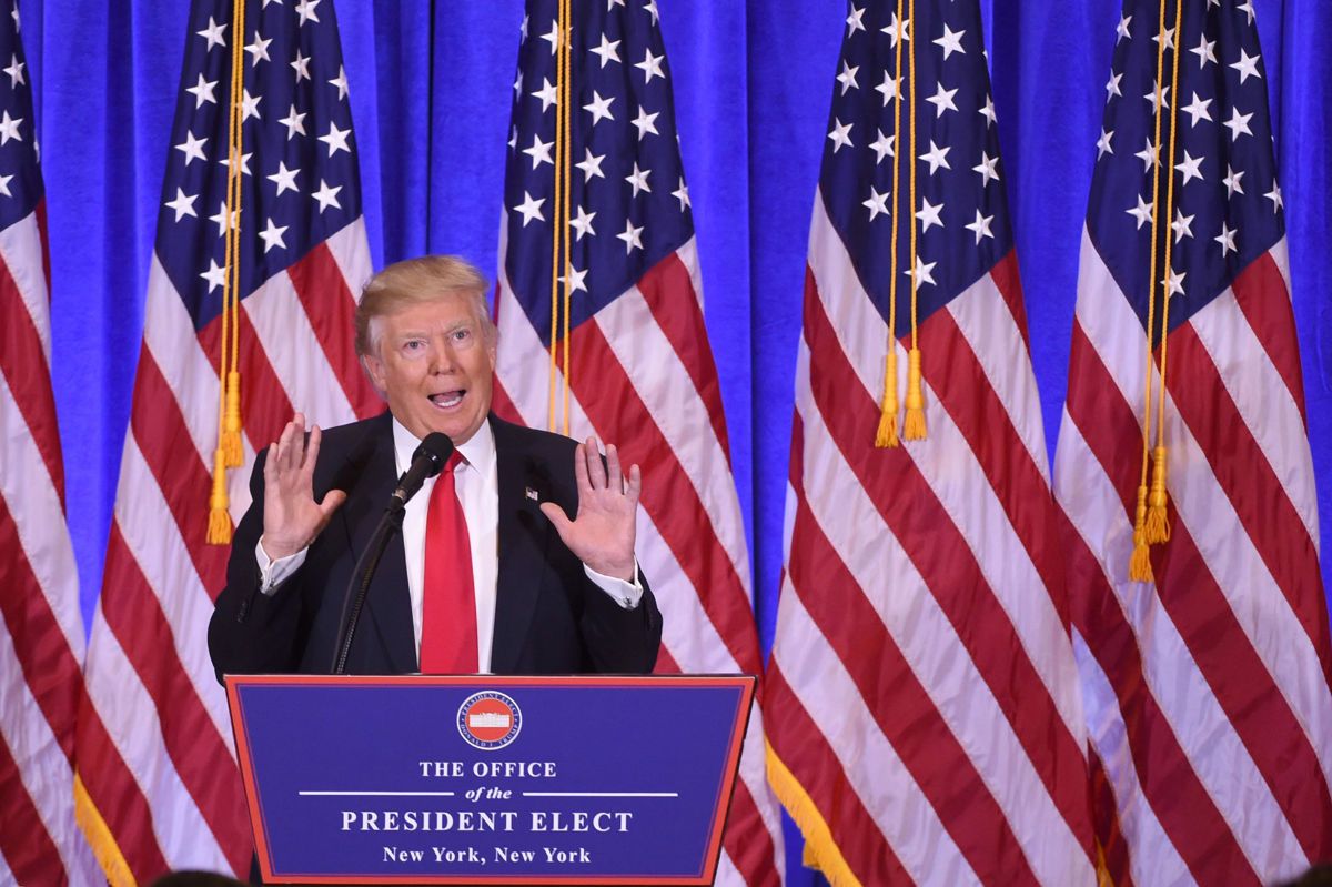 La furia de Donald Trump en su primera conferencia de prensa