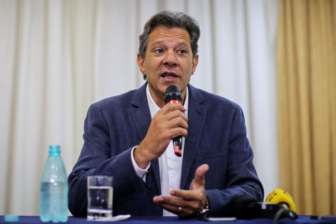 Elecciones en Brasil: Haddad empezó a tejer alianzas y busca derrotar a Bolsonaro en el balotaje