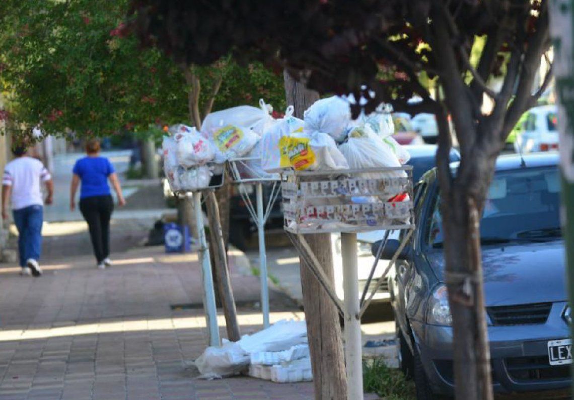 Quilmes: piden no sacar la basura por paro en la CEAMSE