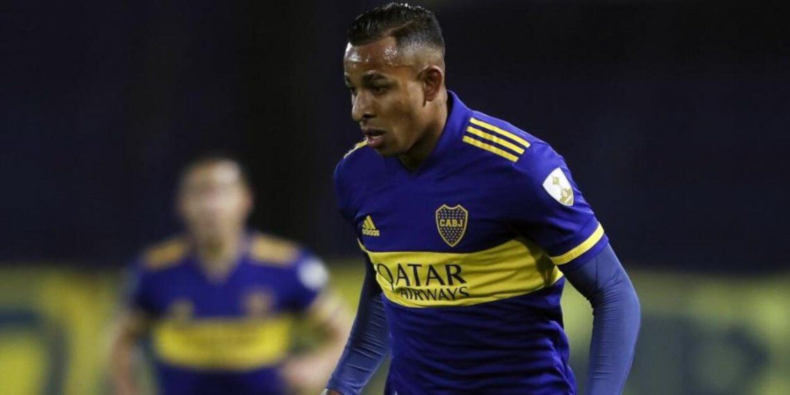 Sebastián Villa se fue a Colombia sin premiso de Boca