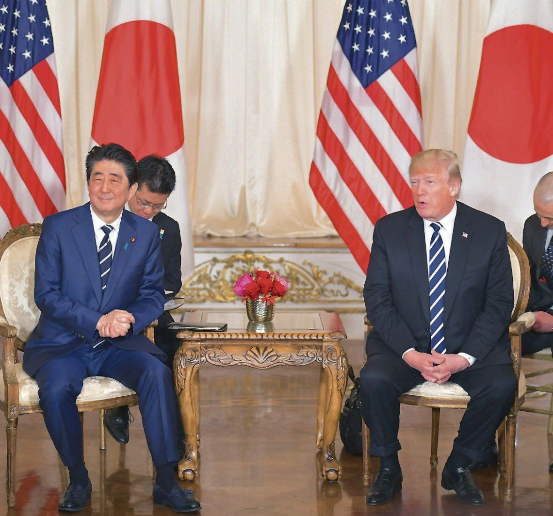 dTrump y Shinzo Abe