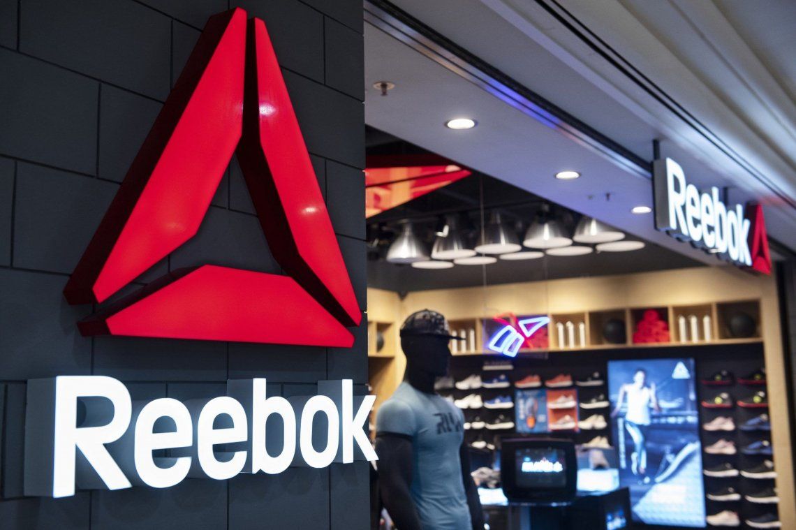 Adidas anunció que venderá la marca Reebok