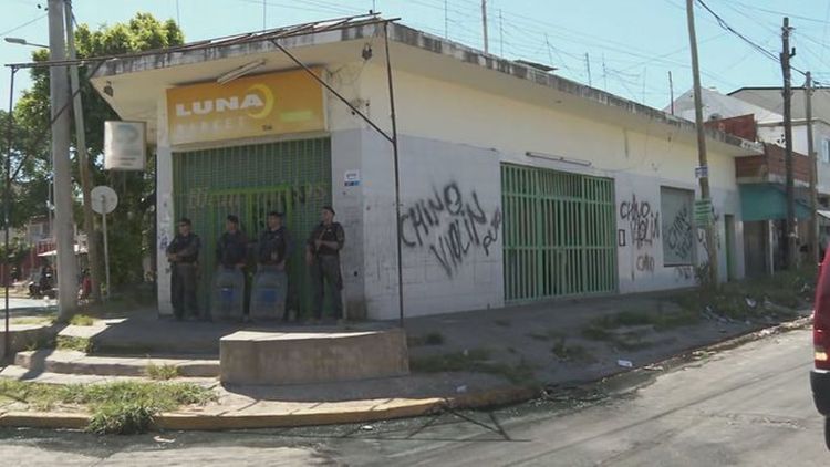 Villa Luzuriaga: denuncian que un comerciante chino abusó de una nena de 11 años