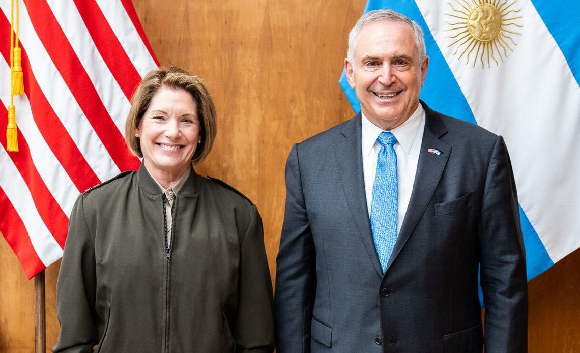 Embajada de Esatdos Unidos - General Laura Richardson y Embajador Marc Stanley