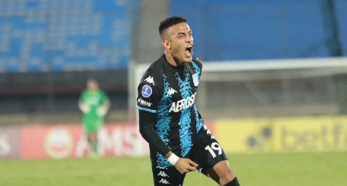 Miranda marcó en el triunfo de Racing sobre River (U).