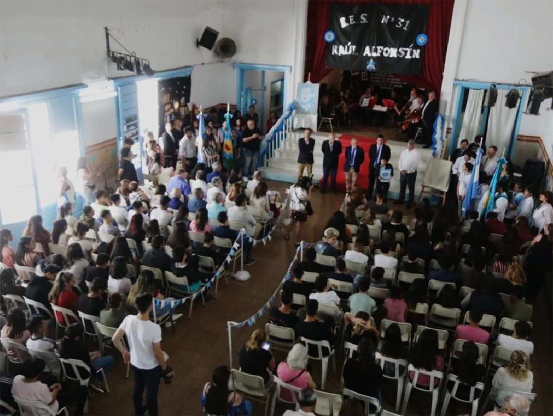 Lanús: Raúl Alfonsín sigue haciendo escuela