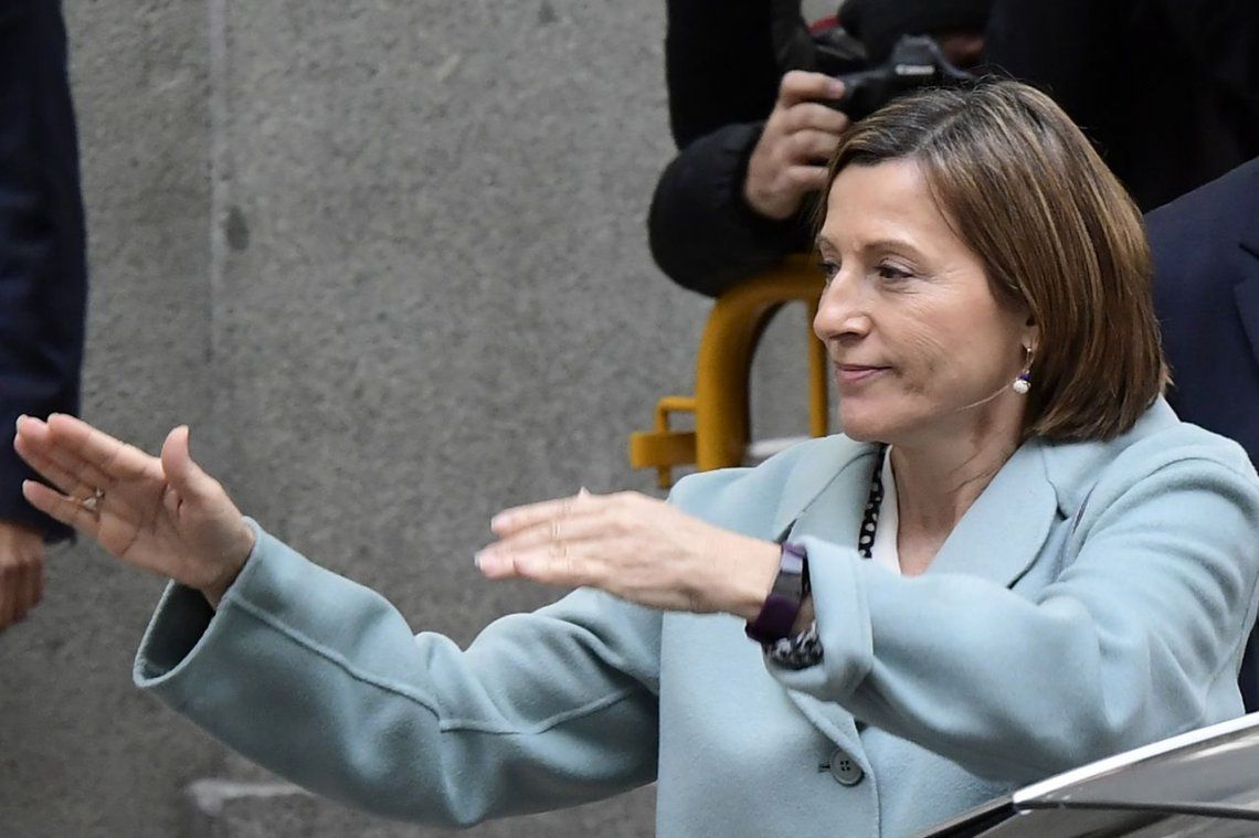 Dictan cárcel para presidenta del Parlamento de Cataluña