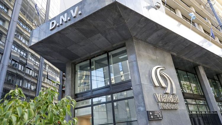 Vialidad; revés para el Gobierno. 