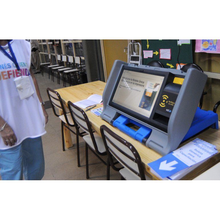 Elecciones Ciudad: traslado de mesas por tomas en colegios