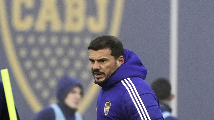 Mariano Herrón asumió de manera interino luego de la salida de Fernando Gago.