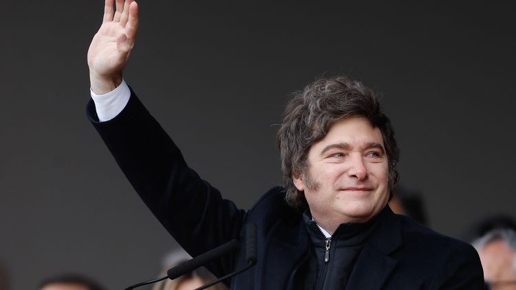 Javier Milei cuestionó a la oposición desde sus redes sociales.