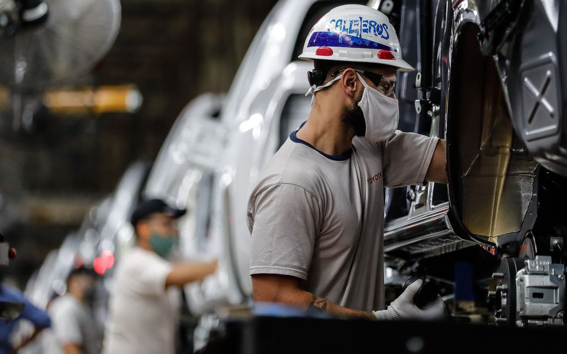 Las plantas industriales operan al 57,9% de su capacidad instalada, uno de los niveles más bajos de la última década.