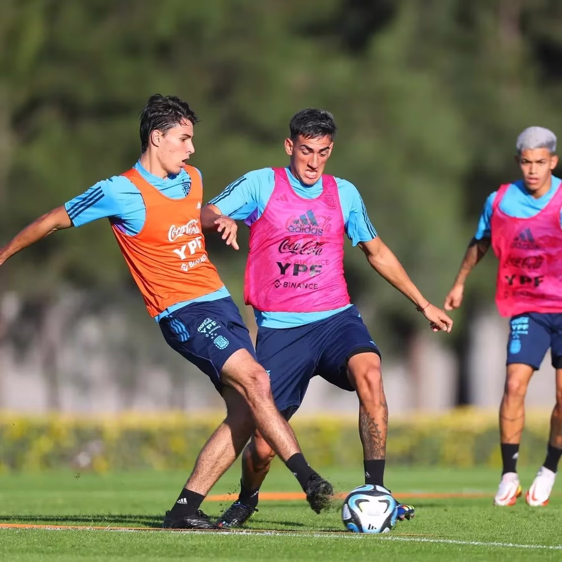 Primeros movimientos de la Selección Argentina sub 20 en el predio Lionel Messi de Ezeiza.