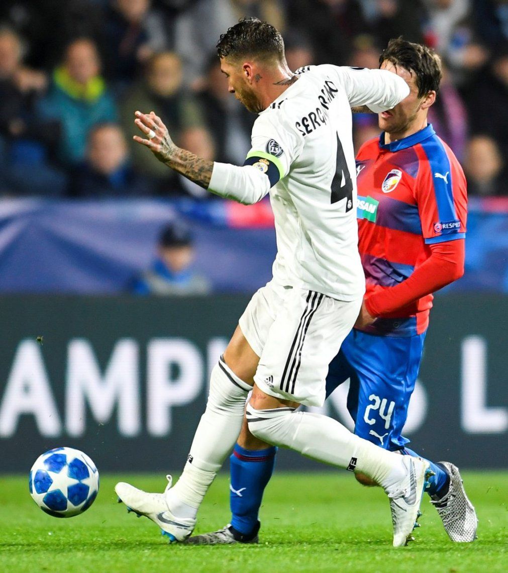 Champions League: Sergio Ramos le rompió la nariz a un rival y no fue expulsado