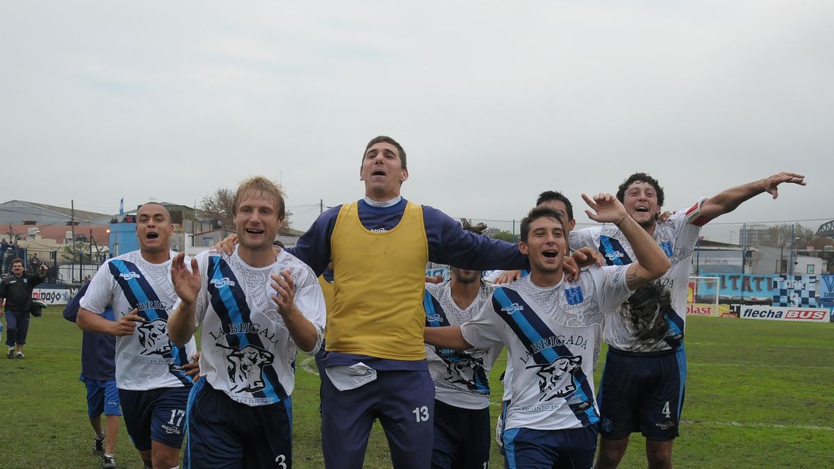 San Telmo Debuta Ante Tristán Suárez 6109