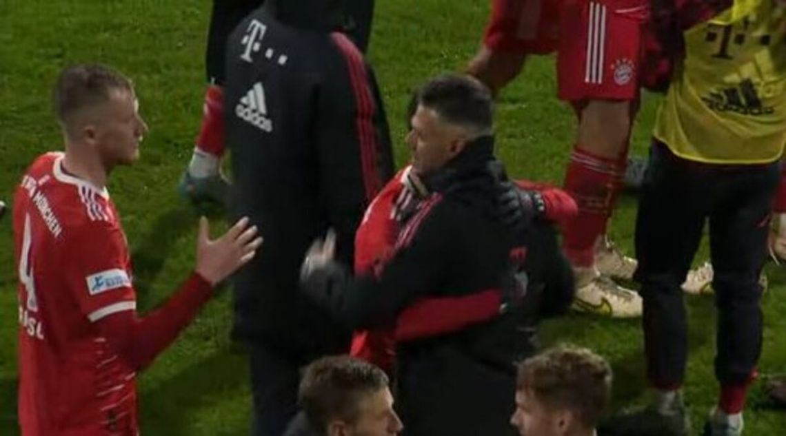 El gesto de Martín Demichelis en la victoria de Bayern Munich.