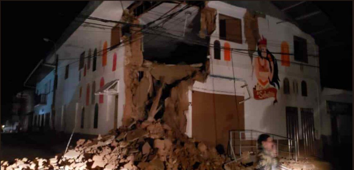 Un fuerte sismo de magnitud 7,5 sacudió varias regiones de Perú