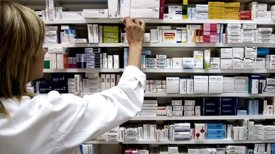 En febrero de este año, la caída en las compras de medicamentos alcanzó el 18,5%.