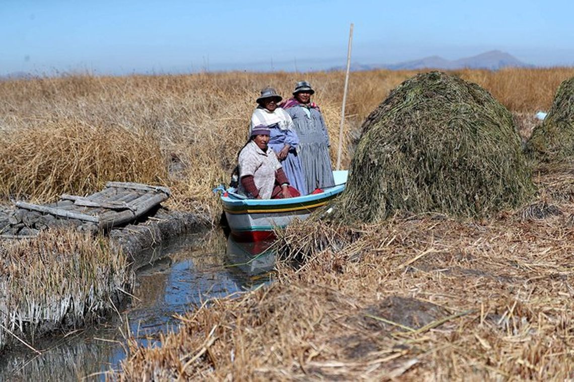 Por La Sequ A En Bolivia El Nivel Del Lago Titicaca Baja A Su M Nimo Hist Rico