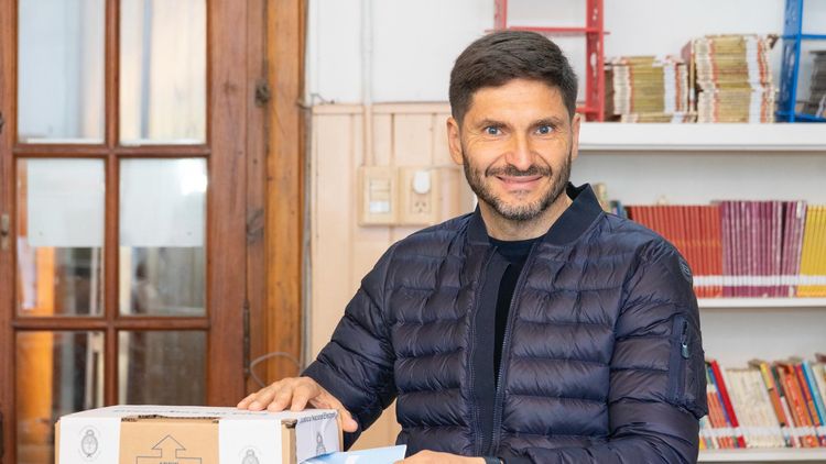 Maximiliano Pullaro en la provincia de Santa Fe.