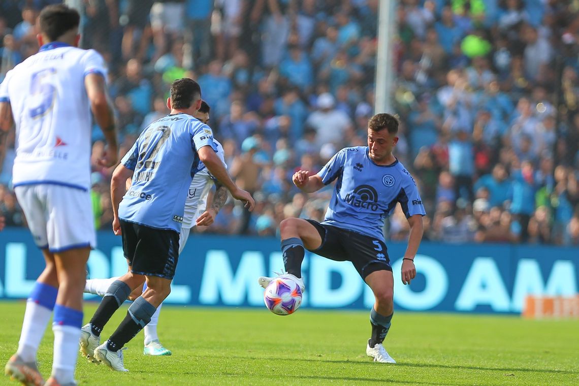 Buen triunfo de Belgrano sobre Vélez