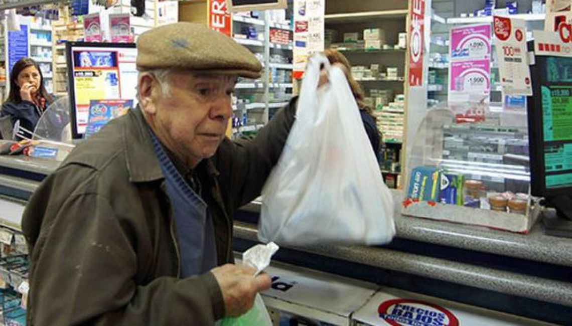 En diciembre pasado, la venta de medicamentos cayó el 22% entre los afiliados del PAMI.