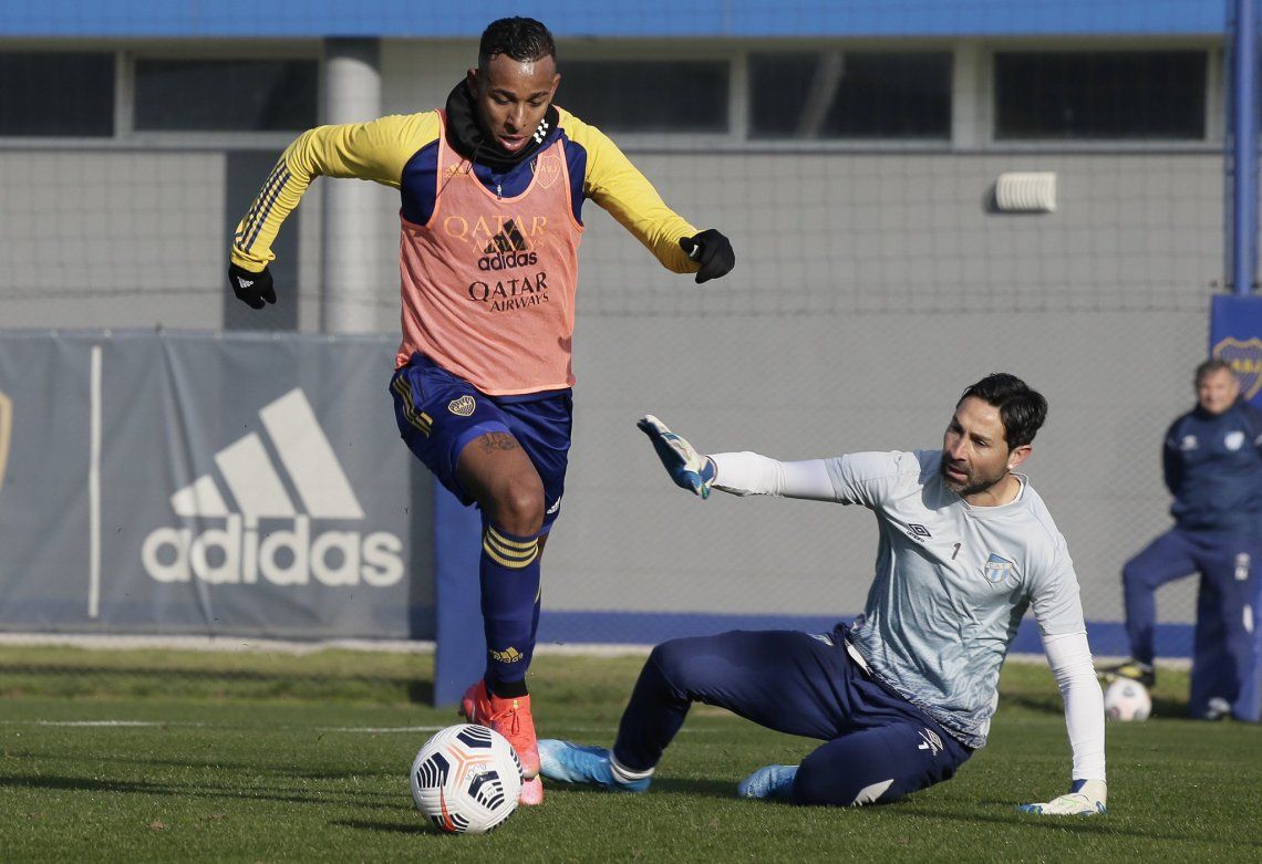 Villa puso el 3 a 0 final para Boca