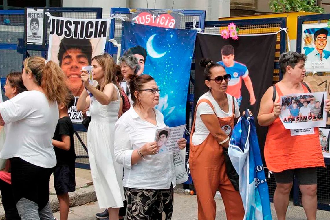 Graciela Sosa solicitó permiso a la municipalidad de Dolores, ciudad donde se lleva adelante el juicio por el crimen de su hijo Fernando Báez Sosa. Archivo.