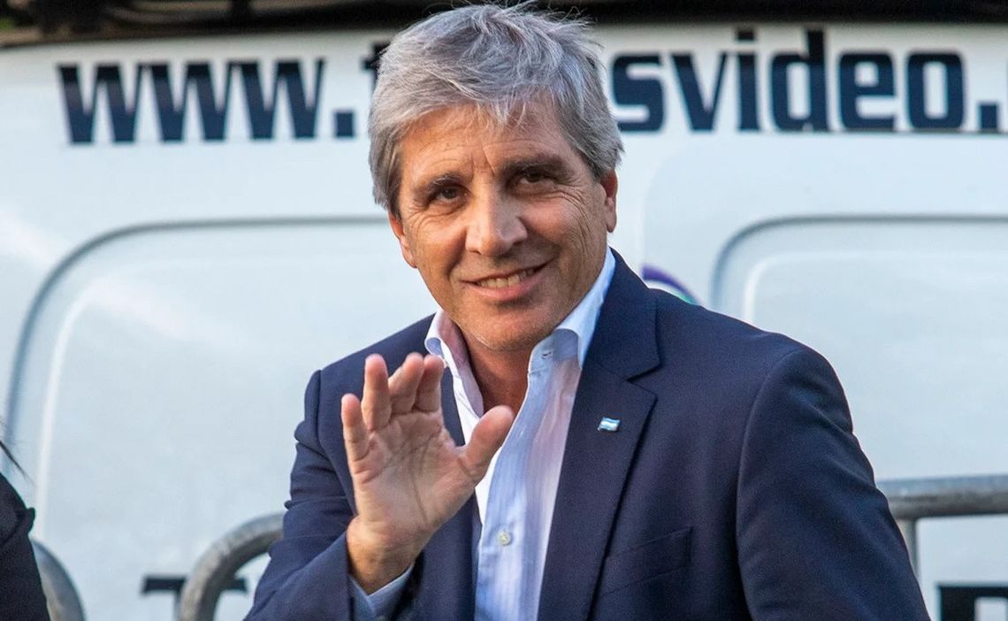 Luis Caputo. Luis Caputo.