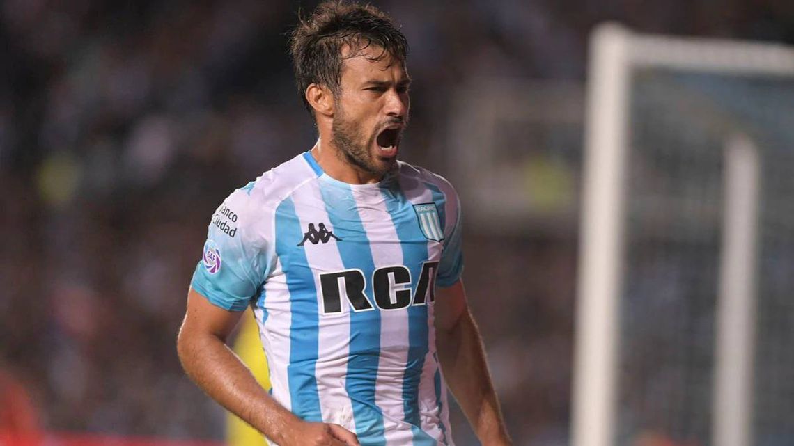 Darío Cvitanich en su paso por Racing.