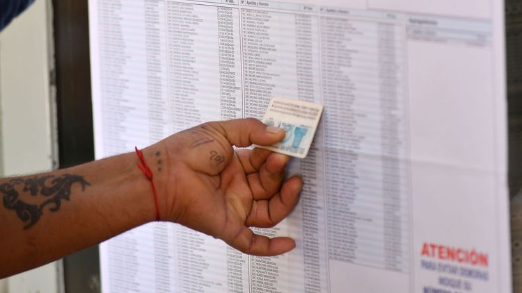 Más de 14 millones de bonaerenses están habilitados para votar este domingo.