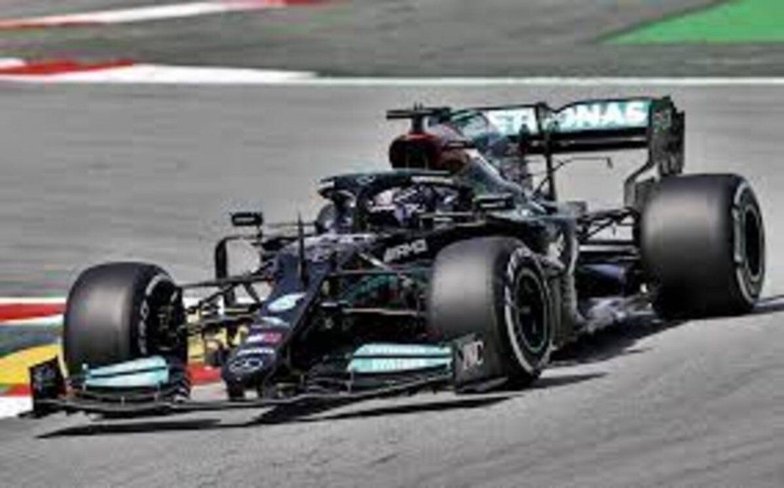 Lewis Hamilton fue el más rápido en Barcelona