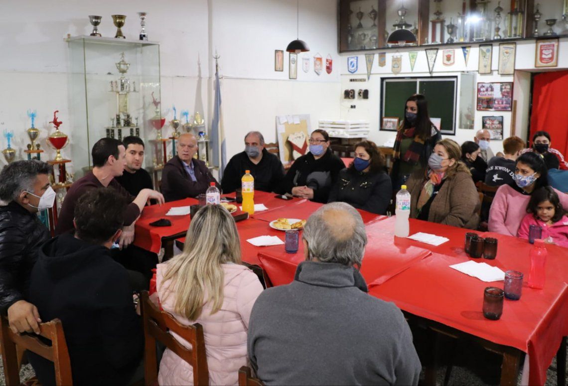 Lanús: 100 clubes de barrio realizan obras con apoyo municipal