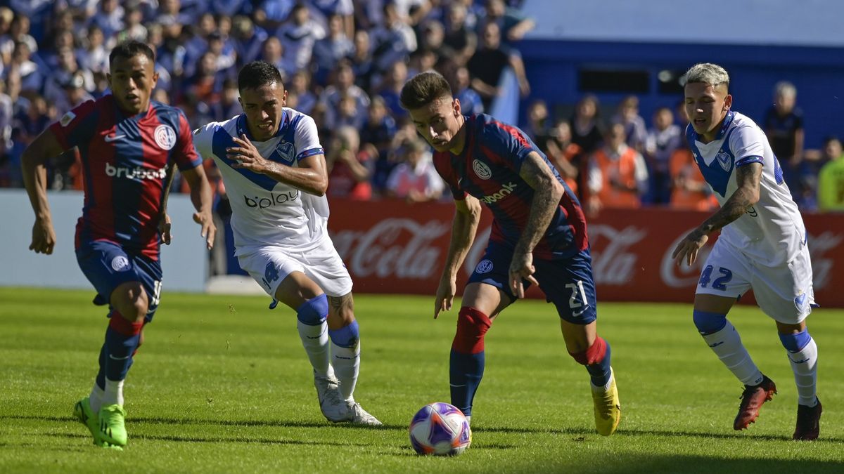 San Lorenzo y Vélez empataron en el estadio Amalfitani