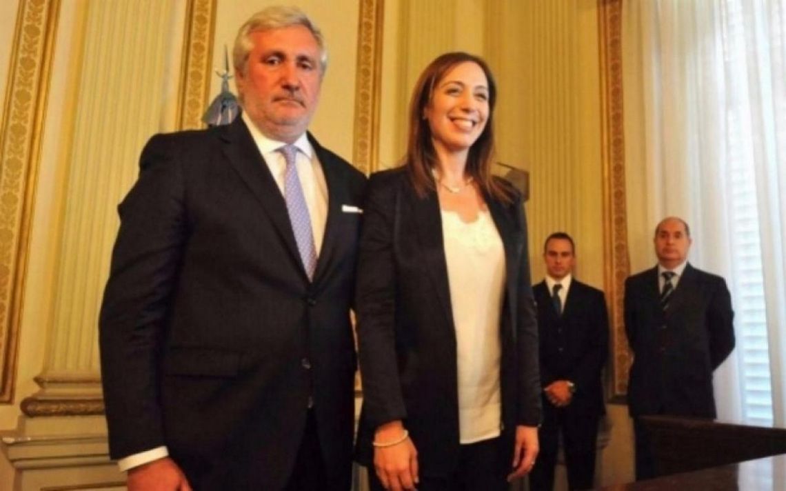 Julio Conte Grand junto a la exgobernadora María Eugenia Vidal.