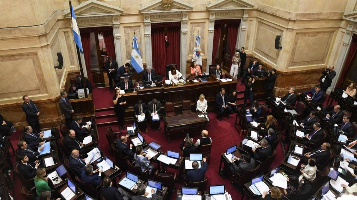 El Senado sesiona este jueves en lo que será una jornada clave para varias propuestas enviadas por el Gobierno y la oposición.