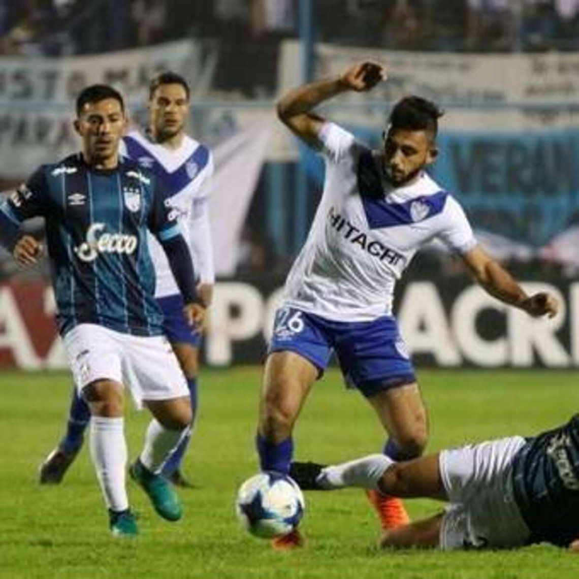 Atlético de Tucuman se mide con Vélez.