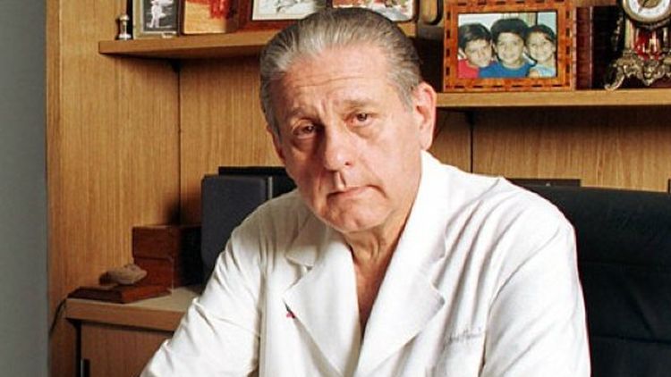 El doctor René Favaloro, un ícono de la Medicina en el país.