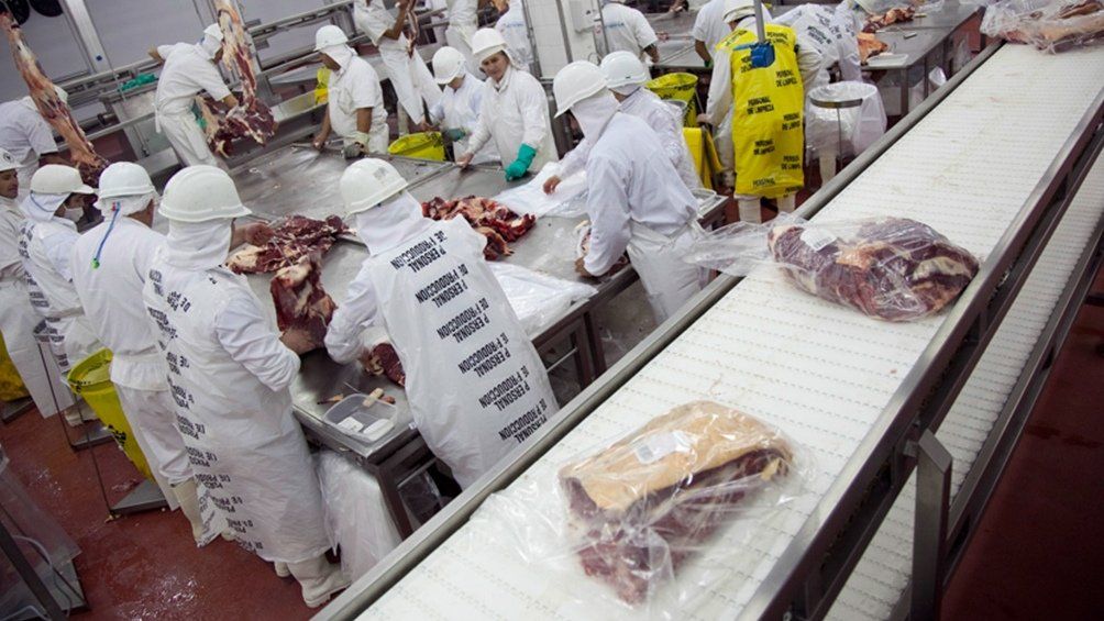 Quince frigoríficos exportarán un total de 3.500 toneladas de carne kosher