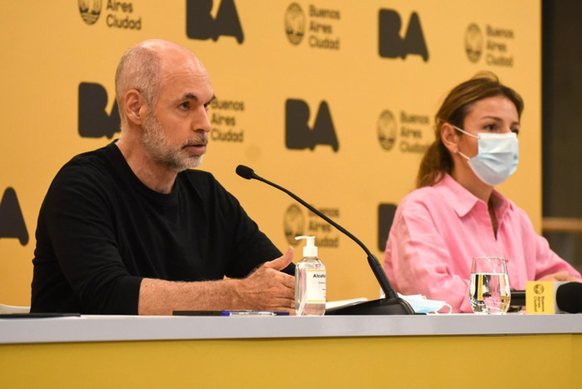 Rodríguez Larreta y la ministra Acuña dieron resultados de evaluaciones.