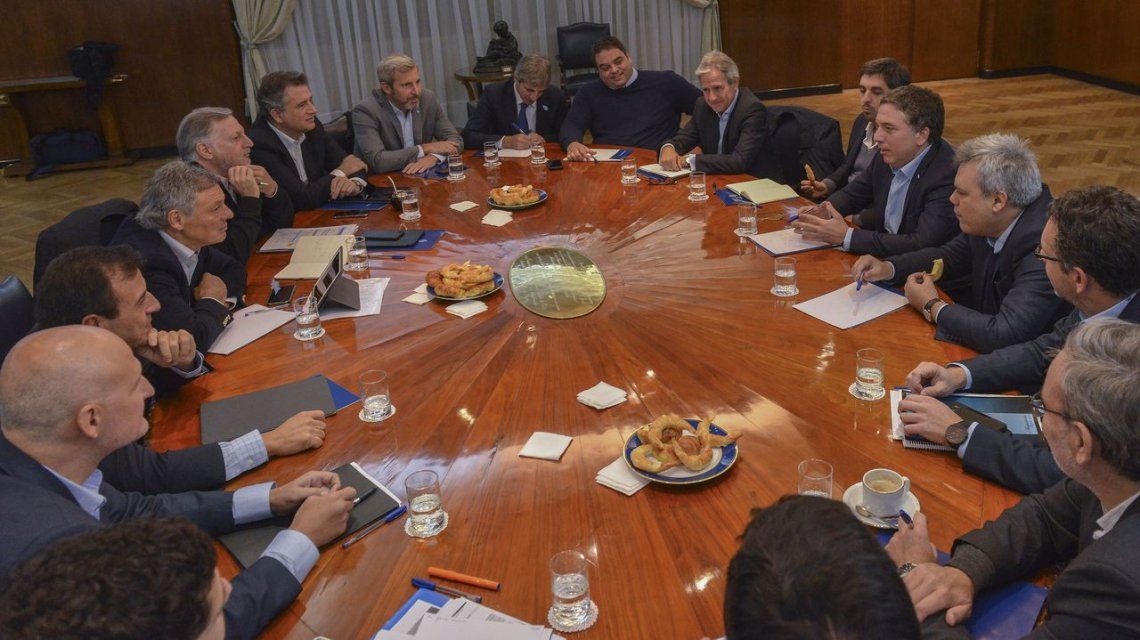 Los detalles de la primera reunión del Gabinete Económico encabezada por Dujovne