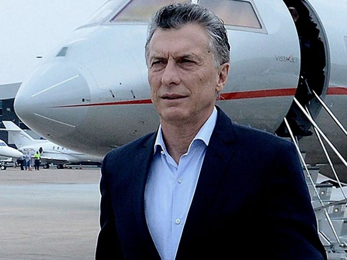 El expresidente arribó a Bariloche el pasado sábado 12 de febrero en un avión de la empresa Baires Flight con dos asistentes.