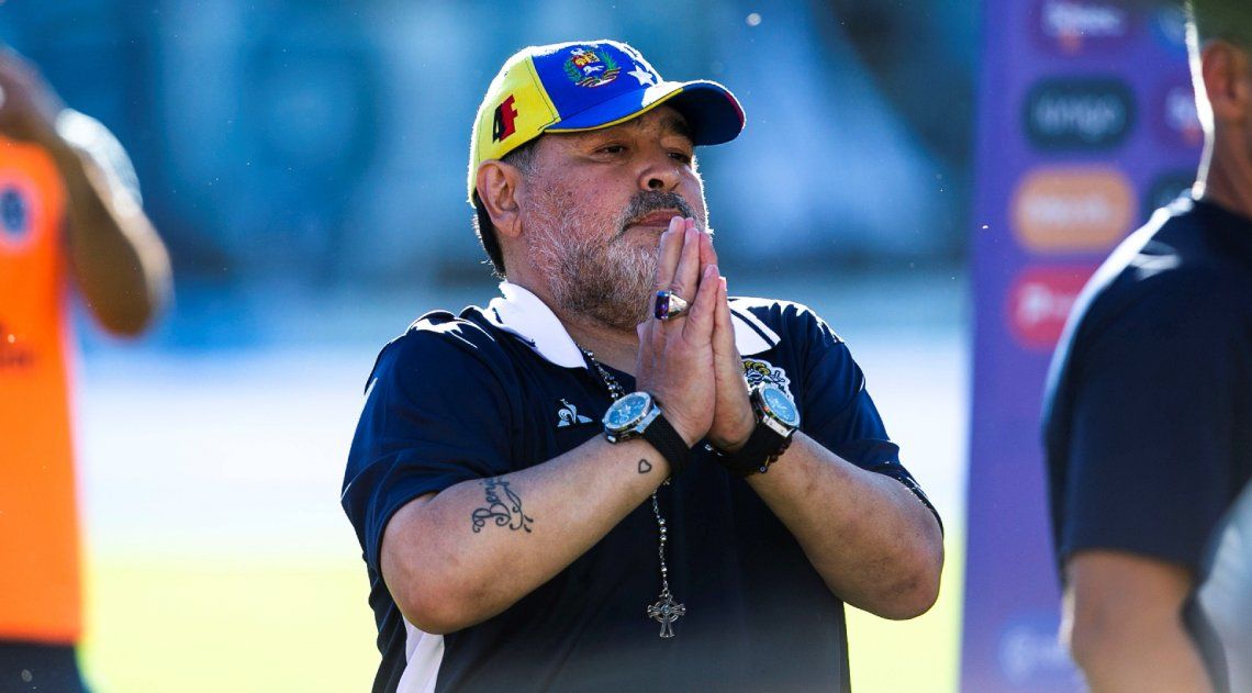 Elecciones en Boca | Maradona, lapidario contra Riquelme: Un ídolo no puede venderse al mejor postor