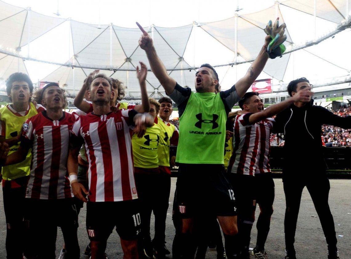 Estudiantes mantuvo su costumbre y le ganó el clásico a Gimnasia