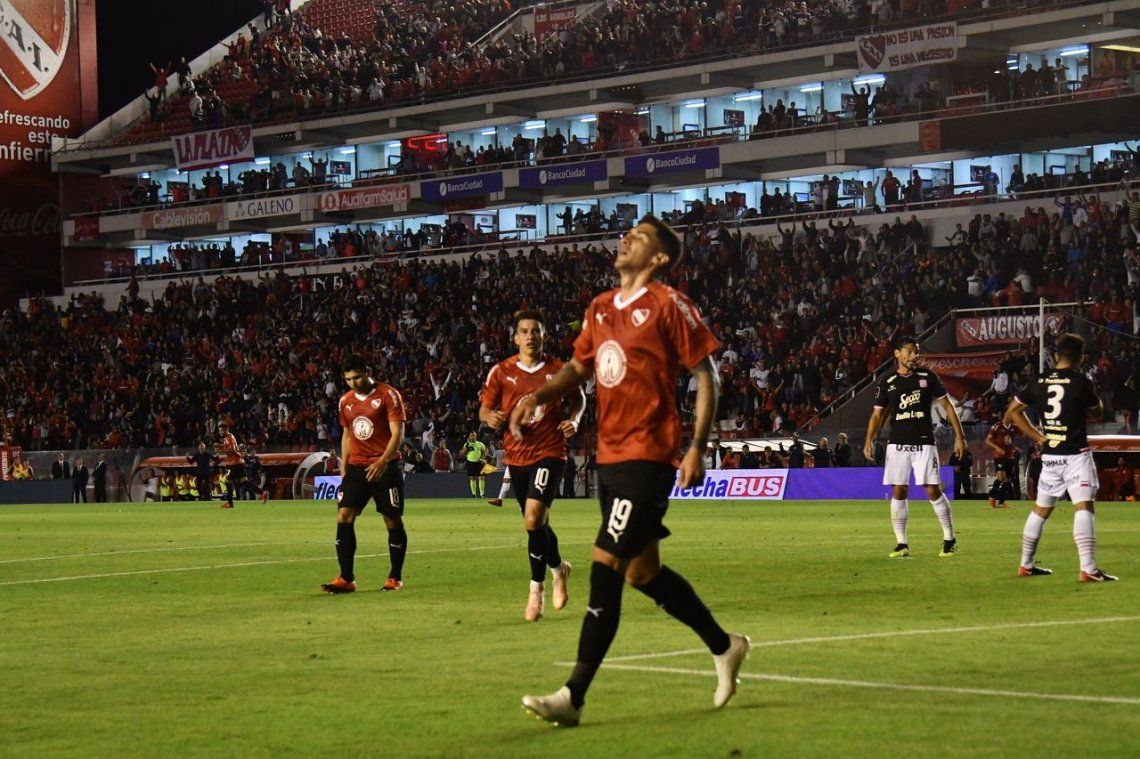 Con goles de Hernández, Gaibor, Romero y Gigliotti, Independiente goleó a San Martín de Tucumán