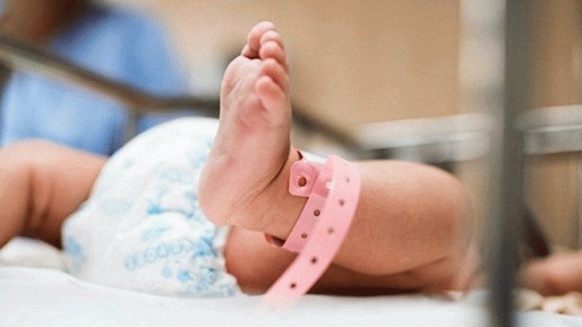 En Colombia nació una beba embarazada de su propio hermano gemelo