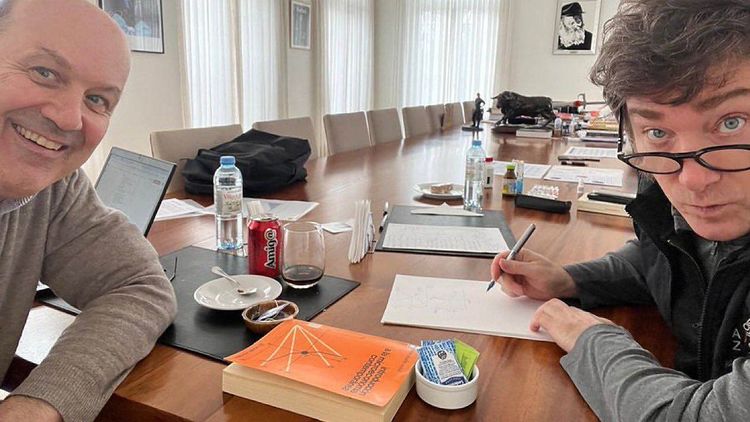 Sturzenegger destacó el crecimiento de las exportaciones en los primeros dos años del gobierno de Milei.